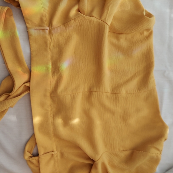 Lulus mustard top - Picture 9 of 9